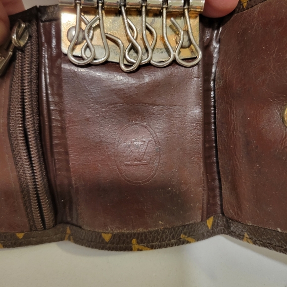 Vintage Louis Vuitton Key Case - Picture 4 of 8